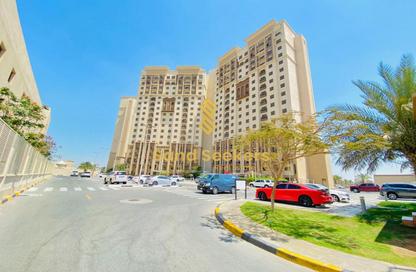 Apartment - 3 Bedrooms - 4 Bathrooms for rent in Mussafah Gardens - Mussafah - Abu Dhabi