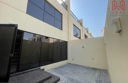 Villa - 3 - 4 for rent in Jumeirah 1 Villas - Jumeirah 1 - Jumeirah - Dubai Villa - 3 - 4 for rent in Jumeirah 1 Villas - Jumeirah 1 - Jumeirah - Dubai