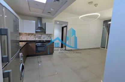 شقة - غرفة نوم - 2 حمامات للايجار في عزيزي فاريشتا - الفرجان - دبي