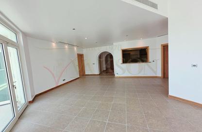 Apartment - 3 - 3 for rent in Jash Hamad - Shoreline Apartments - Palm Jumeirah - Dubai