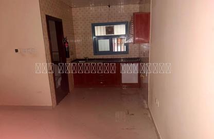 Apartment - Studio - 1 Bathroom for rent in Thuraya Al Majaz Building - Al Majaz 3 - Al Majaz - Sharjah Apartment - Studio - 1 Bathroom for rent in Thuraya Al Majaz Building - Al Majaz 3 - Al Majaz - Sharjah