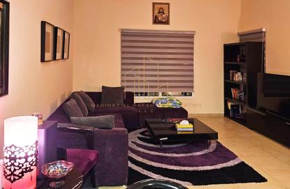 Apartment - 1 Bedroom - 1 Bathroom for rent in Al Ramth - Remraam - Dubai Apartment - 1 Bedroom - 1 Bathroom for rent in Al Ramth - Remraam - Dubai