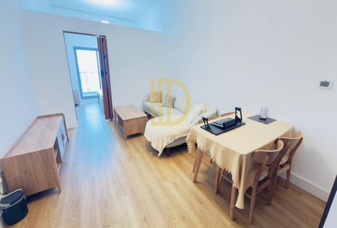 Vacant I Converted I Newley Renovated I Spacious
