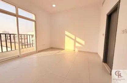 Apartment - 1 Bedroom - 1 Bathroom for rent in Bloom Living - Zayed City (Khalifa City C) - Khalifa City - Abu Dhabi