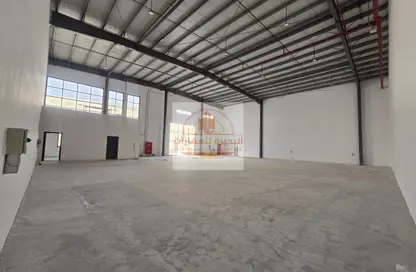 Warehouse - Studio - 1 Bathroom for rent in Umm Al Thuoob - Umm Al Quwain