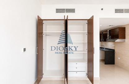 Apartment - Studio - 1 Bathroom for rent in Royal JVC Building - District 10 - Jumeirah Village Circle - Dubai