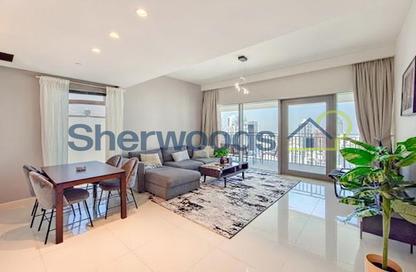 Apartment - 1 Bedroom - 2 Bathrooms for rent in Boulevard Crescent Tower 1 - BLVD Crescent - Downtown Dubai - Dubai