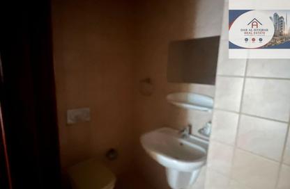 Apartment - 3 Bedrooms - 4 Bathrooms for rent in New Al Taawun Road - Al Taawun - Sharjah