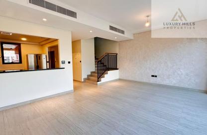 Townhouse - 4 - 4 for rent in Portofino - Damac Lagoons - Dubai