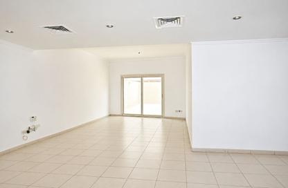 Apartment - 3 - 4 for rent in Al Khan Corniche - Al Khan - Sharjah
