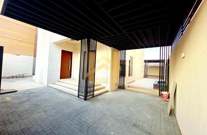 Villa - 5 - 7 for sale in Al Zaheya Gardens - Al Zahya - Ajman