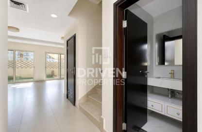 Townhouse - 3 - 3 for rent in Warsan Village - International City - Dubai Townhouse - 3 - 3 for rent in Warsan Village - International City - Dubai