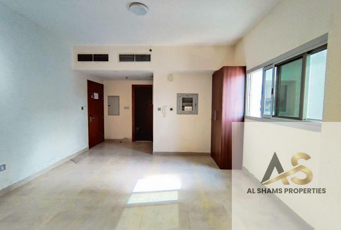 90499956 - Property Main Image