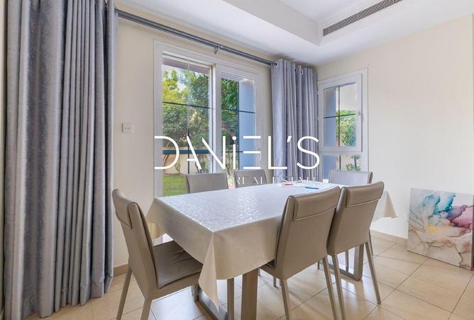 76055596 - Property Image 3