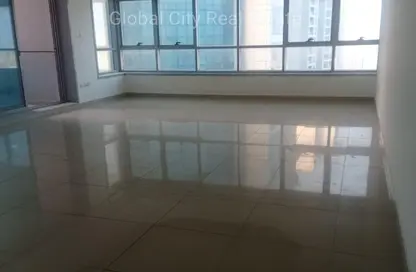 Apartment - 2 Bedrooms - 2 Bathrooms for rent in Ajman Corniche Road - Ajman