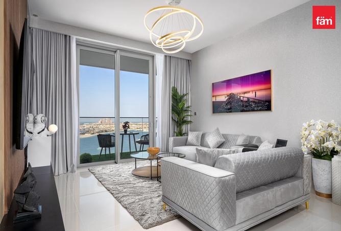 Private Beach I Fully Furnished & Upgraded