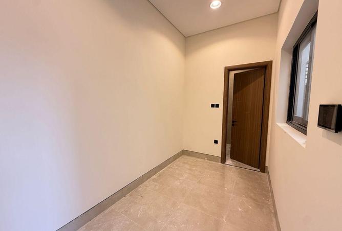 86180382 - صورة العقار 3