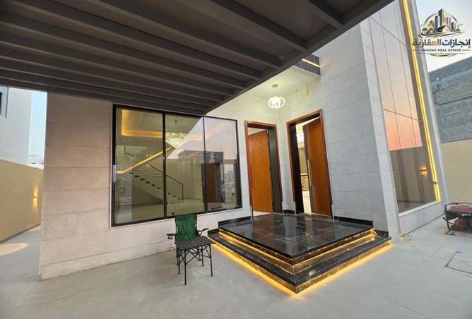 108598524 - Property Image 2