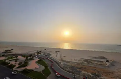 Apartment - 3 Bedrooms - 3 Bathrooms for rent in Ajman Corniche Residences - Ajman Corniche Road - Ajman