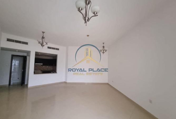 62455087 - Property Main Image