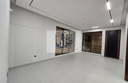 Villa - 5 Bedrooms - 7 Bathrooms for sale in Al Yasmeen 1 - Al Yasmeen - Ajman