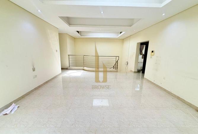 98266247 - Property Image 2