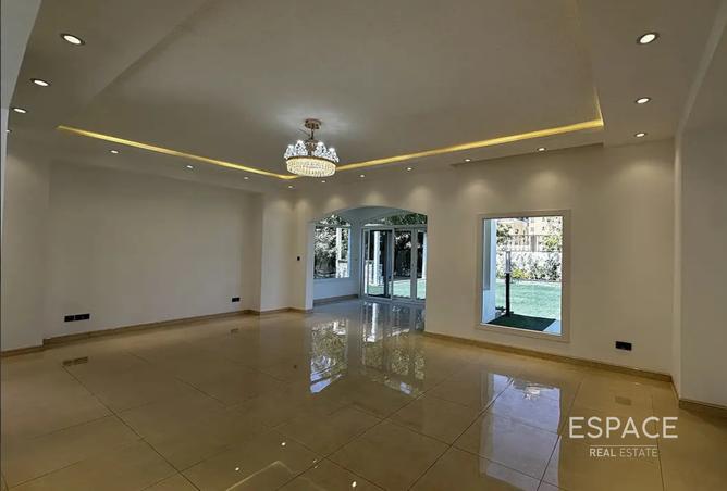 85732407 - Property Image 2