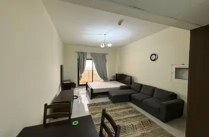 شقة - 1 حمام للبيع في مساكن النخبة رقم 6 - مساكن النخبة الرياضية - مدينة دبي الرياضية - دبي