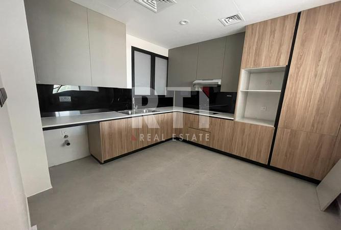 104696149 - Property Image 3
