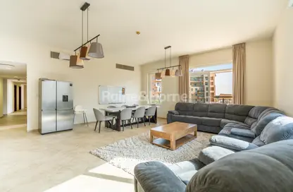 Apartment - 3 Bedrooms - 4 Bathrooms for rent in Abbey Crescent 1 - Abbey Crescent - Motor City - Dubai