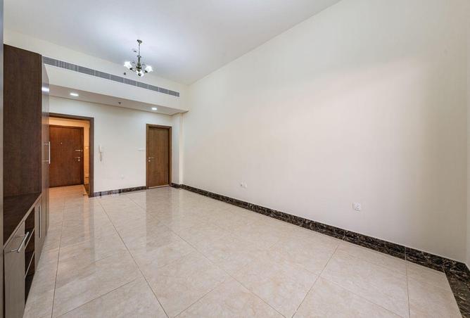 98280031 - Property Image 2