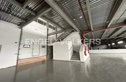 Warehouse - Studio - 1 Bathroom for rent in Al Qusais Industrial Area 4 - Al Qusais Industrial Area - Al Qusais - Dubai