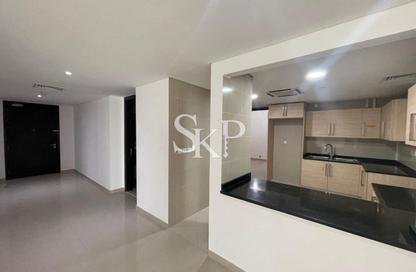 Apartment - 3 Bedrooms - 5 Bathrooms for rent in RAK Tower - Marina Square - Al Reem Island - Abu Dhabi