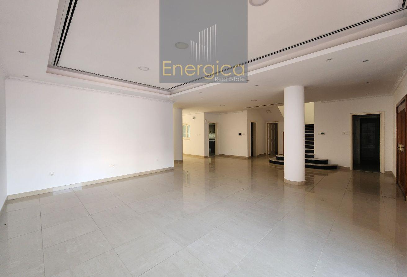Compound 5BR Villa | Private Garden | Facilities photo 4