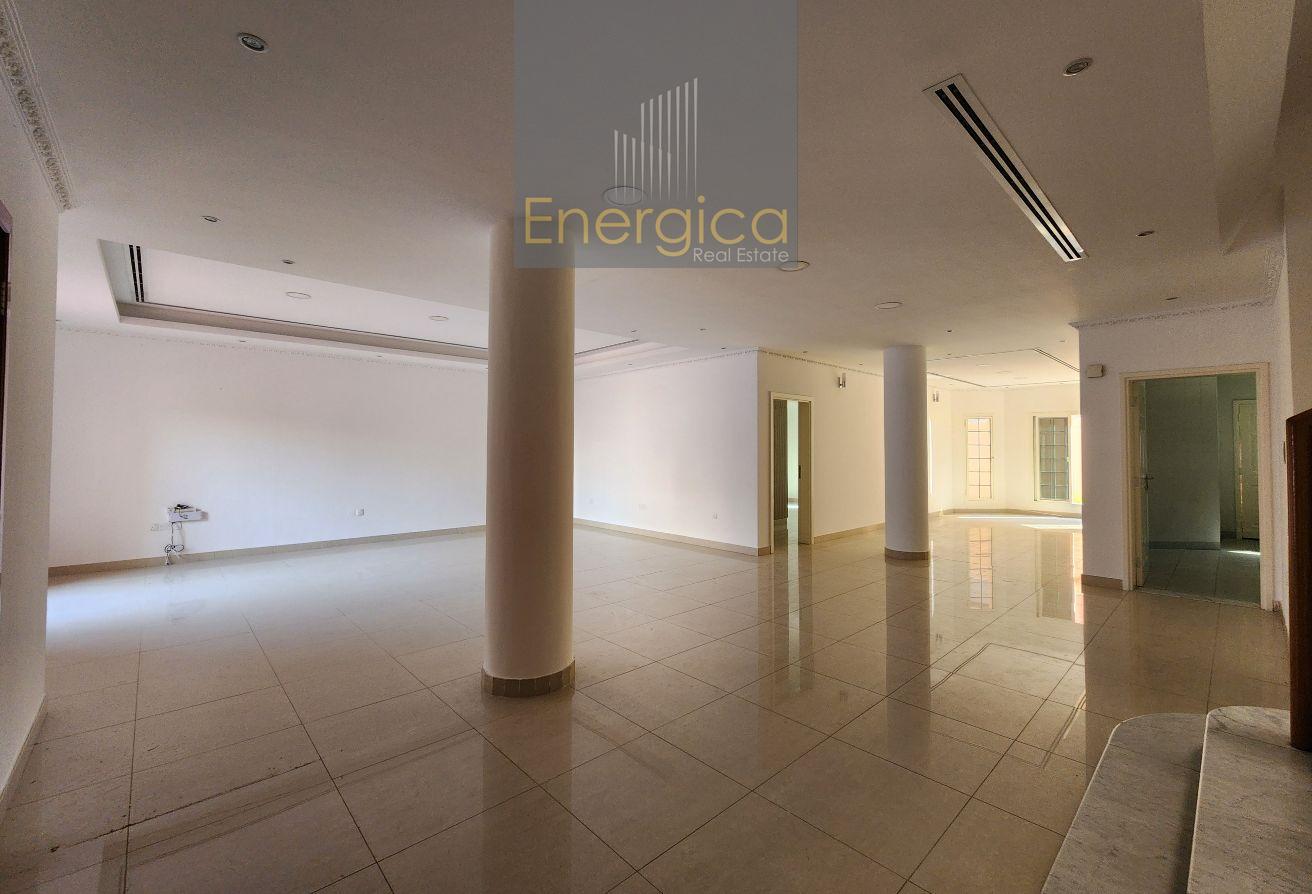 Compound 5BR Villa | Private Garden | Facilities photo 6