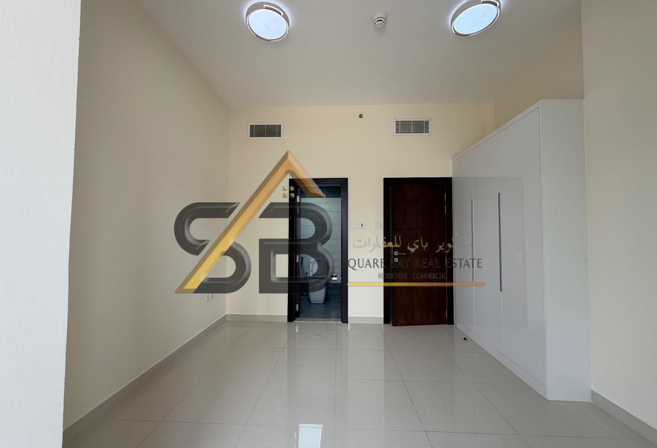 2 BR Apartment in Al Satwa with Shared Pool photo 13