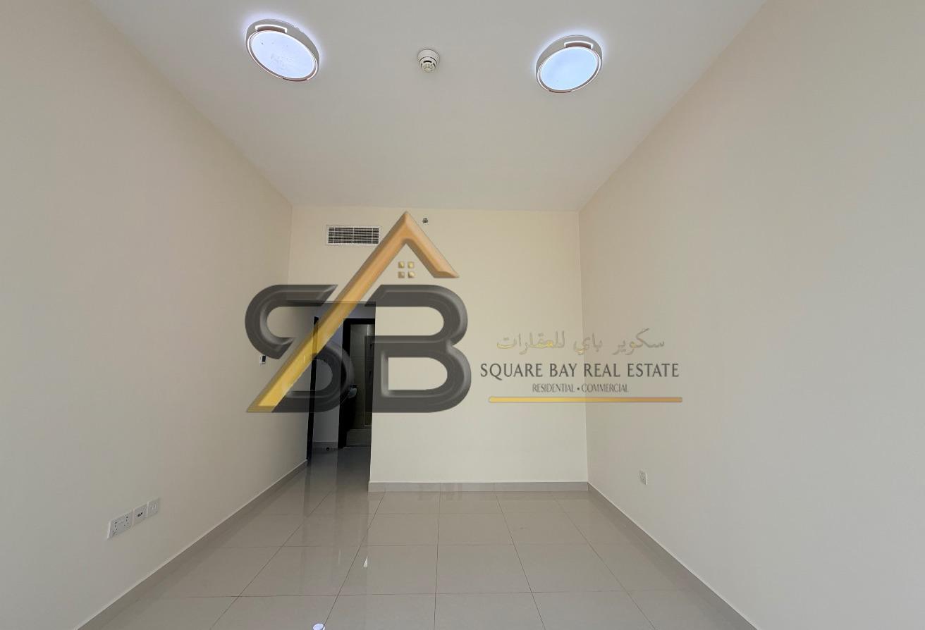2 BR Apartment in Al Satwa with Shared Pool photo 18