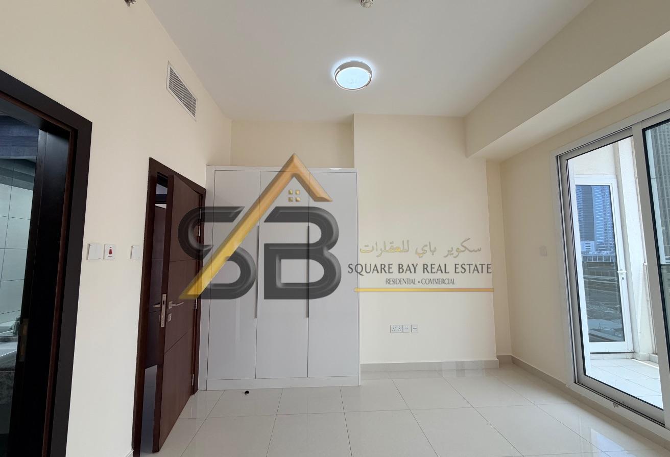 2 BR Apartment in Al Satwa with Shared Pool photo 2