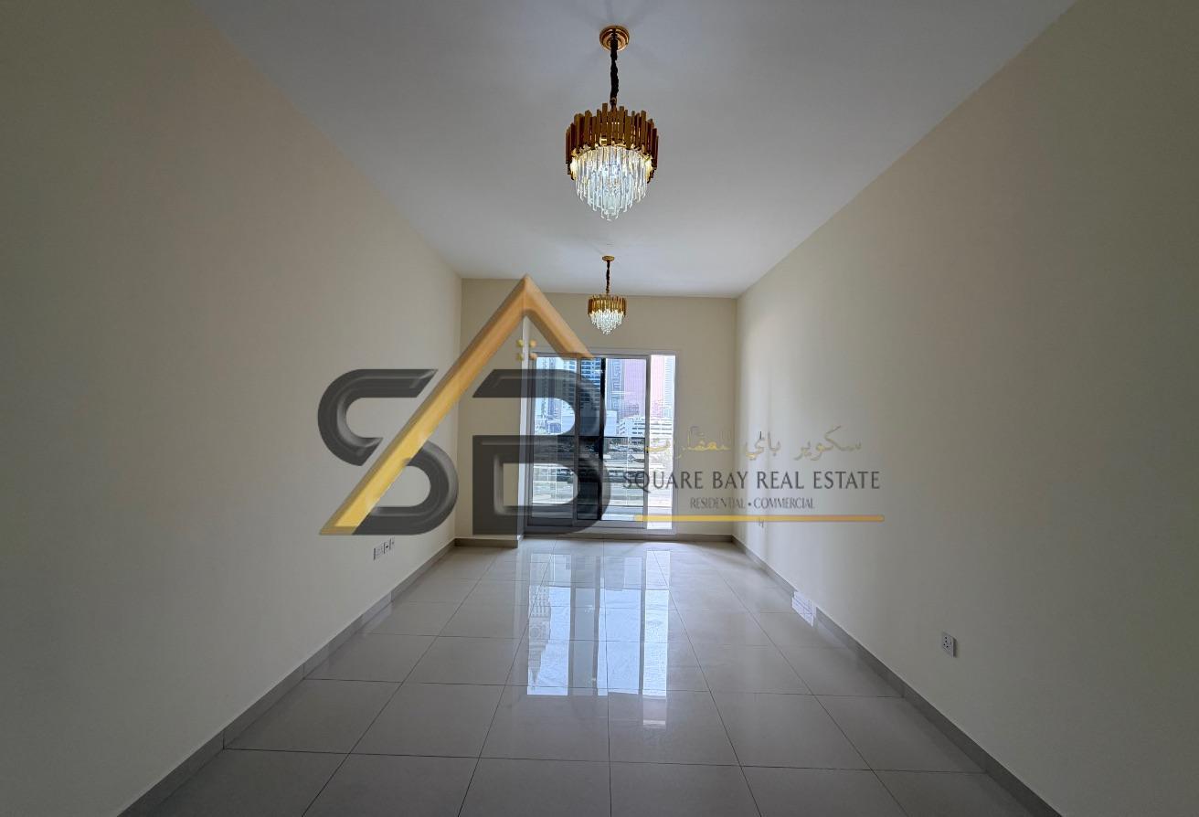 2 BR Apartment in Al Satwa with Shared Pool photo 5