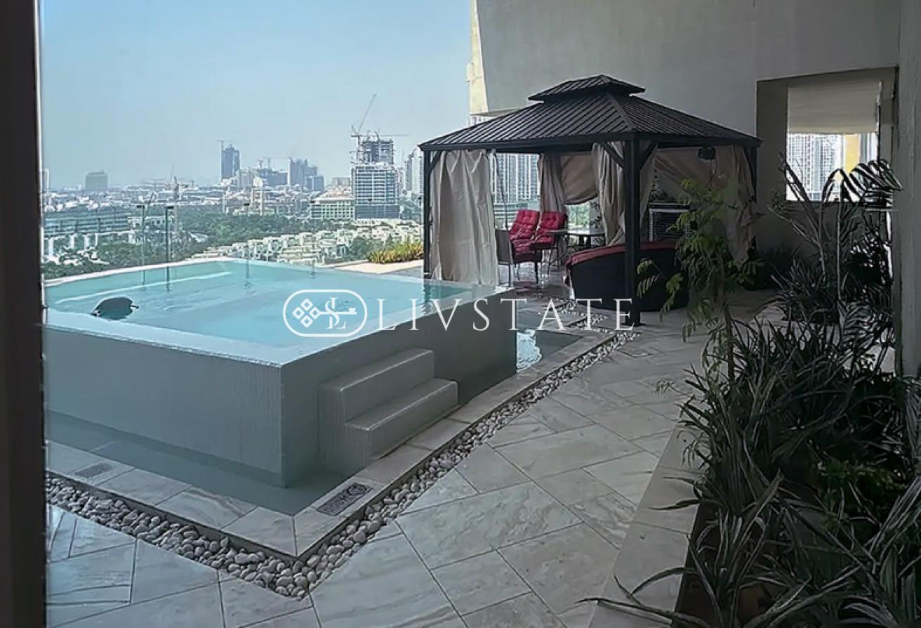 WELL MAINTAINED | PRIVATE POOL | RESORT LIVING photo 9
