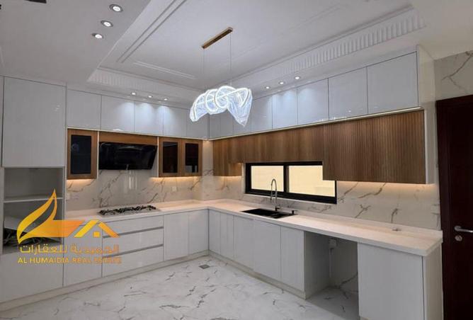 73115042 - صورة العقار 3