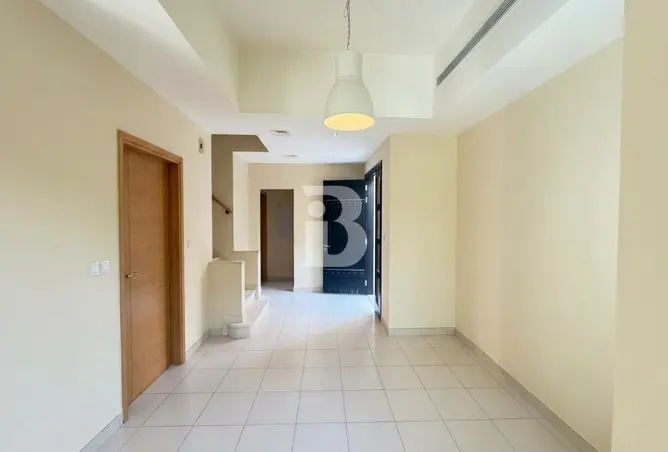 160110383 - Property Image 2