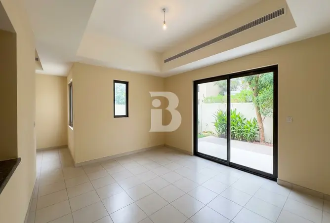 160110383 - Property Image 3