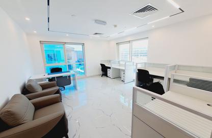 Business Centre - Studio - 4 Bathrooms for rent in Al Nasr Plaza - Oud Metha - Bur Dubai - Dubai Business Centre - Studio - 4 Bathrooms for rent in Al Nasr Plaza - Oud Metha - Bur Dubai - Dubai