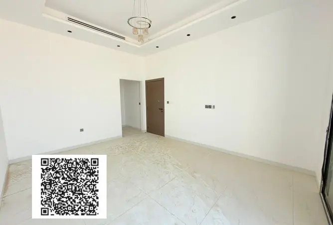 102831768 - Property Image 2
