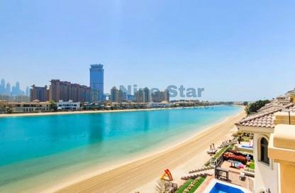 Villa - 4 - 4 for sale in Garden Homes Frond B - Garden Homes - Palm Jumeirah - Dubai