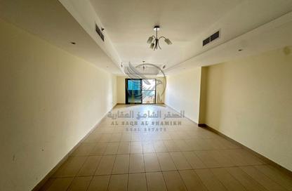 Apartment - 3 - 4 for rent in Al Khan Corniche - Al Khan - Sharjah
