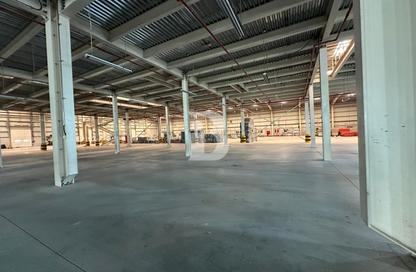 Warehouse - Studio for rent in Jebel Ali Freezone - Jebel Ali - Dubai