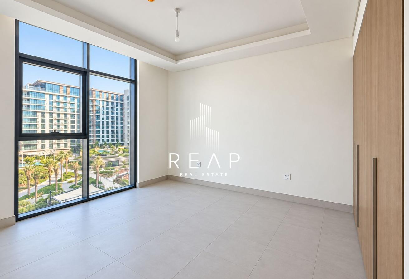 Best Value | Prime Location | Large Layout photo 17