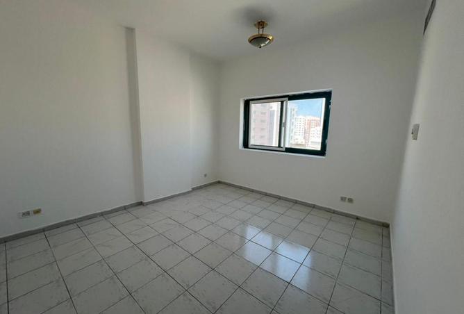 55749569 - Property Image 2